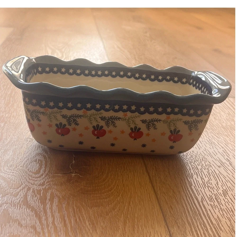 Wiza Polish Pottery Loaf Pan Boleslawiec Handmade Stoneware Apple Star Pattern